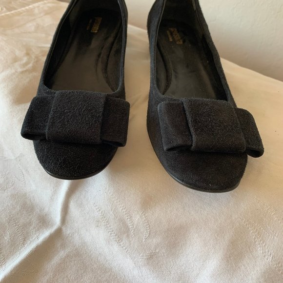 Persona, Made in Italy, Black Suede Ballet Flat , New, size 40 (8.5) - Picture 2 of 7